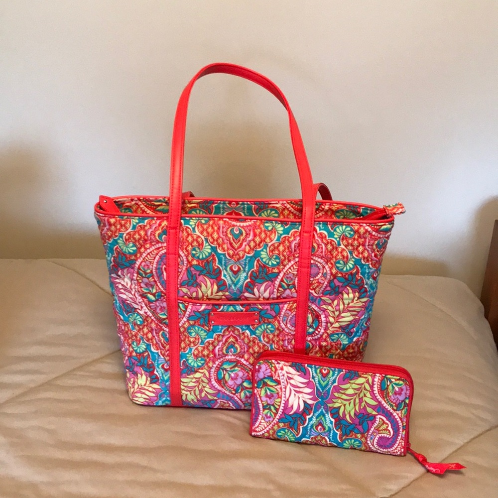 NWOT Vera Bradley Purse and Wallet Set